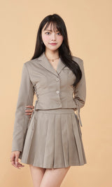 モデル：163cm（着用サイズ：FREE　着用カラー：GRY）