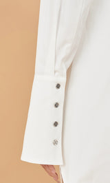 モデル：163cm（着用サイズ：FREE　着用カラー：WHT）