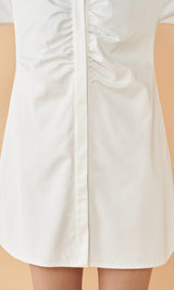 モデル：163cm（着用サイズ：FREE　着用カラー：WHT）