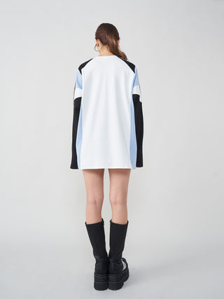 モデル：163cm（着用サイズ：FREE　着用カラー：WHT）