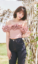 モデル：163cm（着用サイズ：FREE　着用カラー：RED）