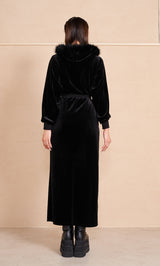 モデル：163cm（着用サイズ：FREE　着用カラー：BLK）