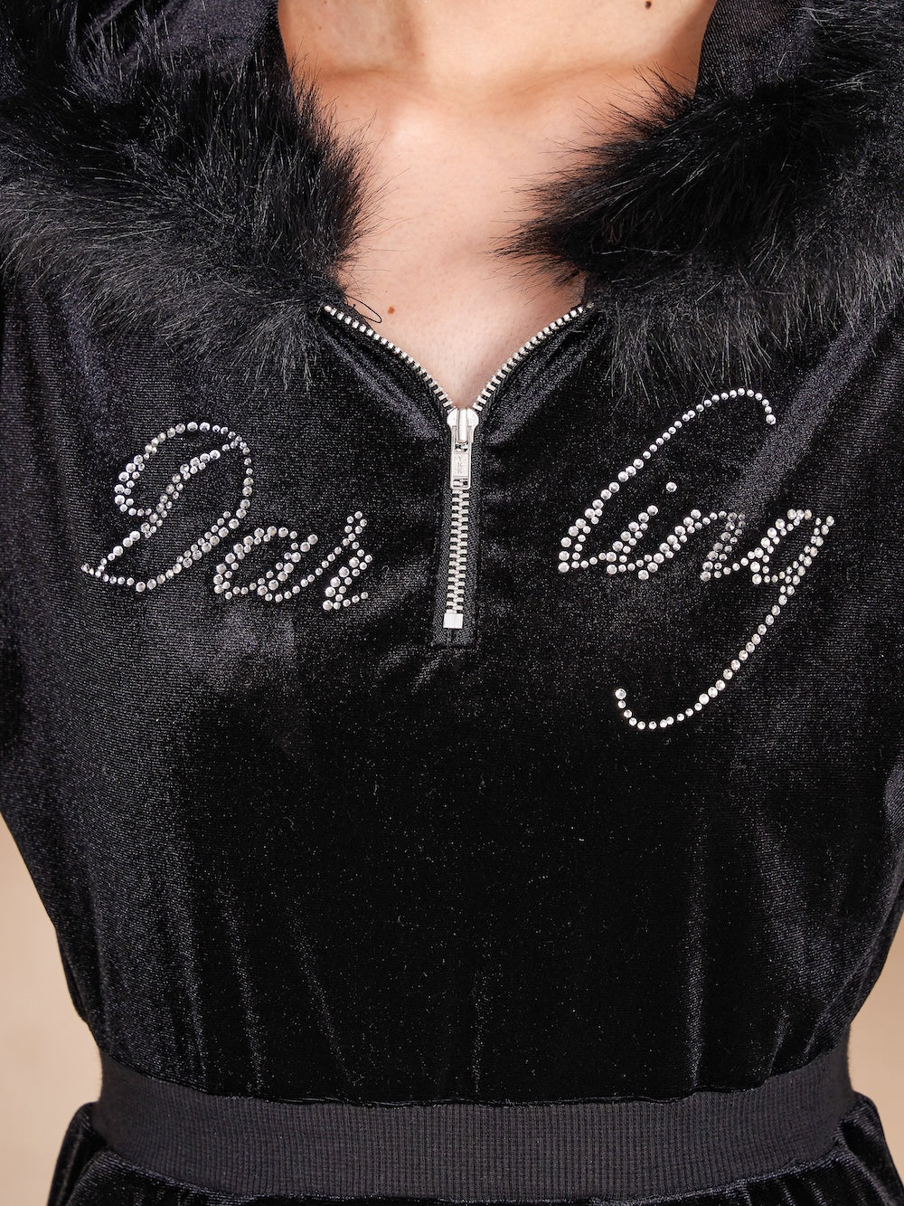 モデル：163cm（着用サイズ：FREE　着用カラー：BLK）