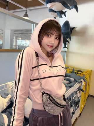 モデル：163cm（着用サイズ：FREE　着用カラー：PNK）