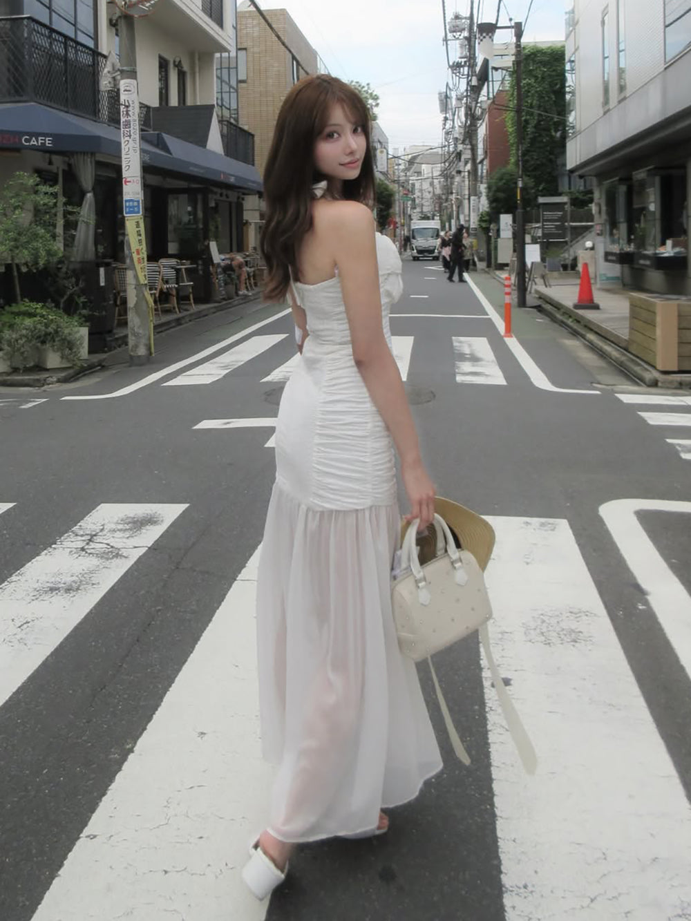 モデル：163cm（着用サイズ：FREE　着用カラー：WHT）