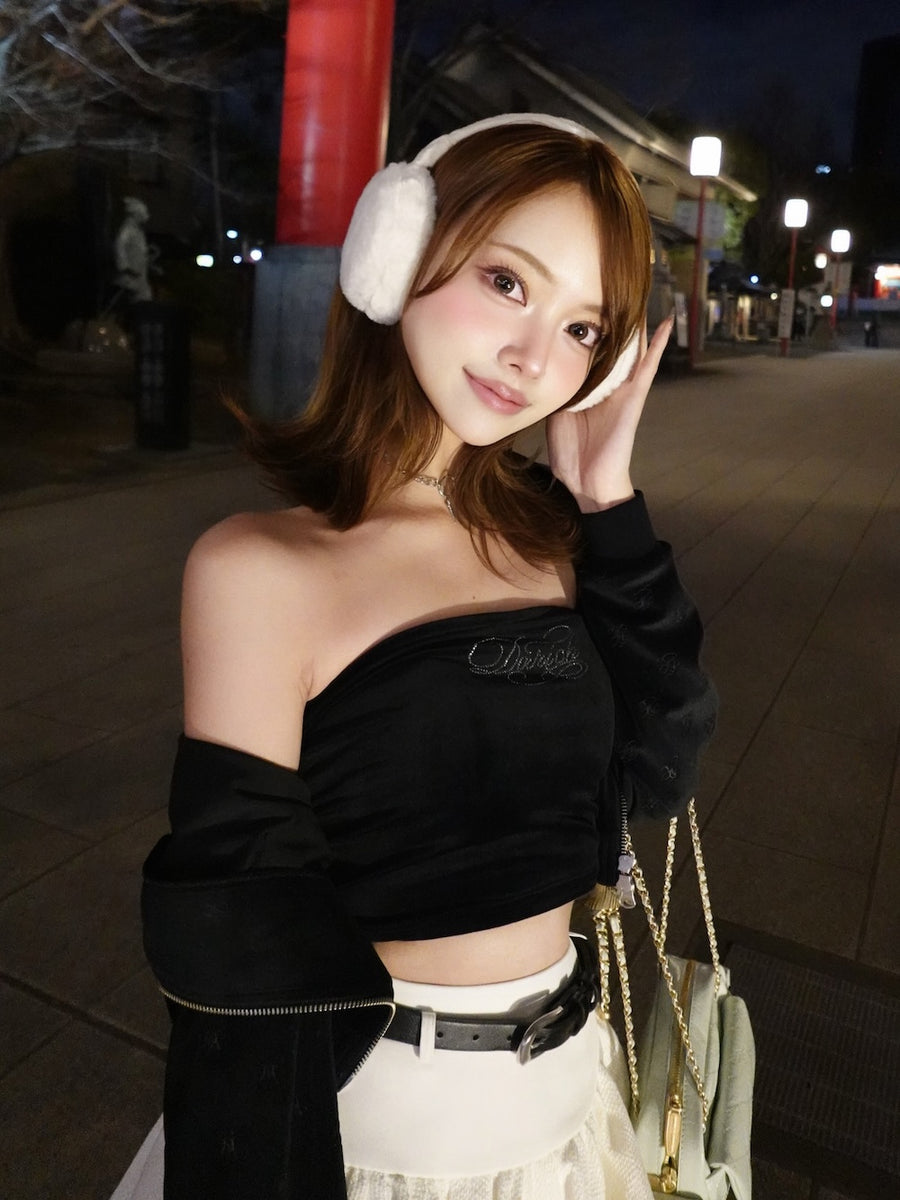 モデル：163cm（着用サイズ：FREE　着用カラー：BLK）