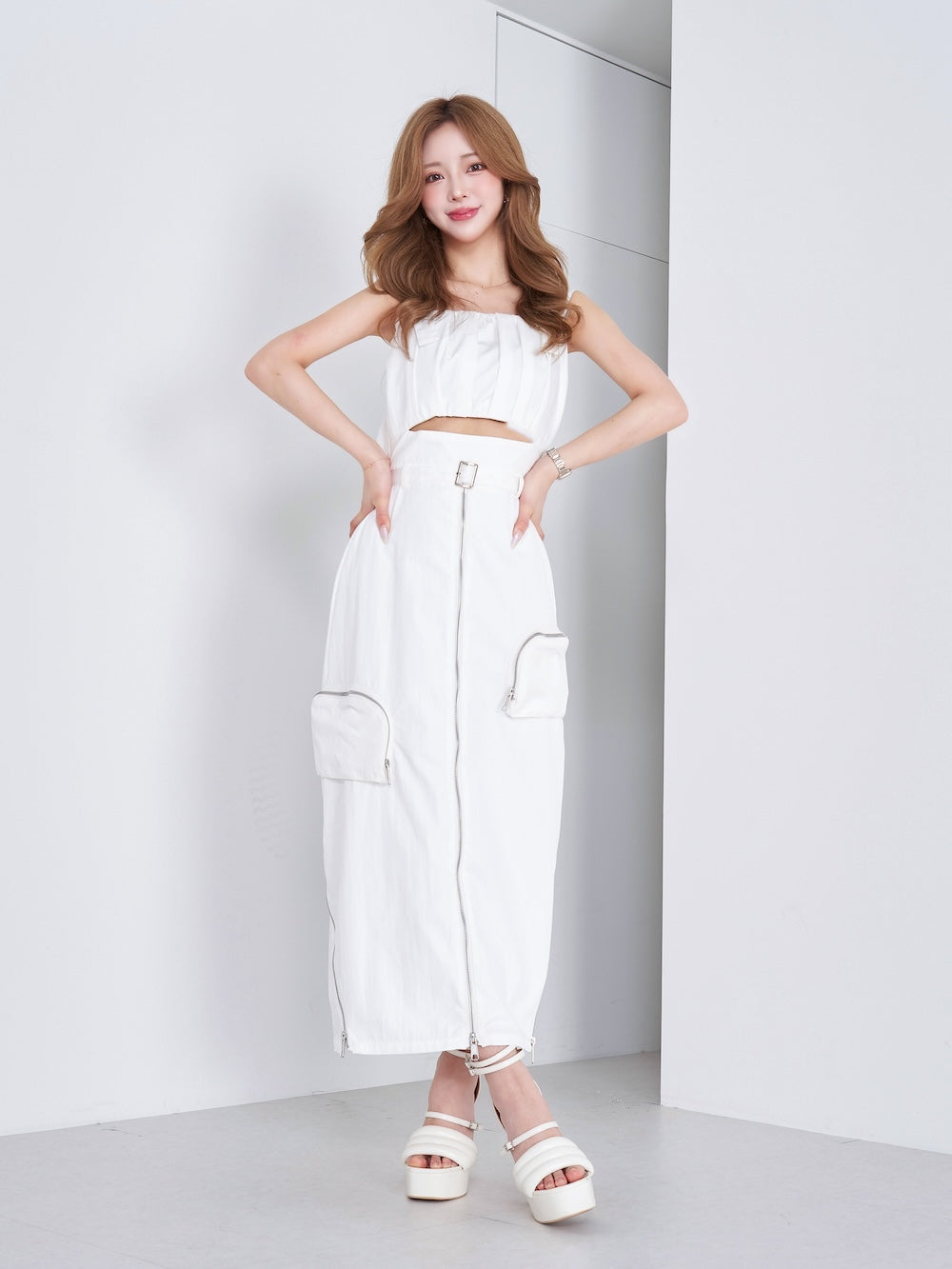 モデル：158cm（着用サイズ：FREE　着用カラー：WHT）