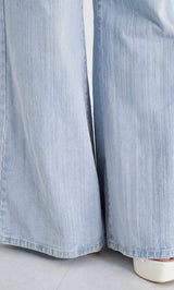 モデル：158cm（着用サイズ：S　着用カラー：I-BLU）