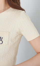 モデル：158cm（着用サイズ：FREE　着用カラー：IVO）