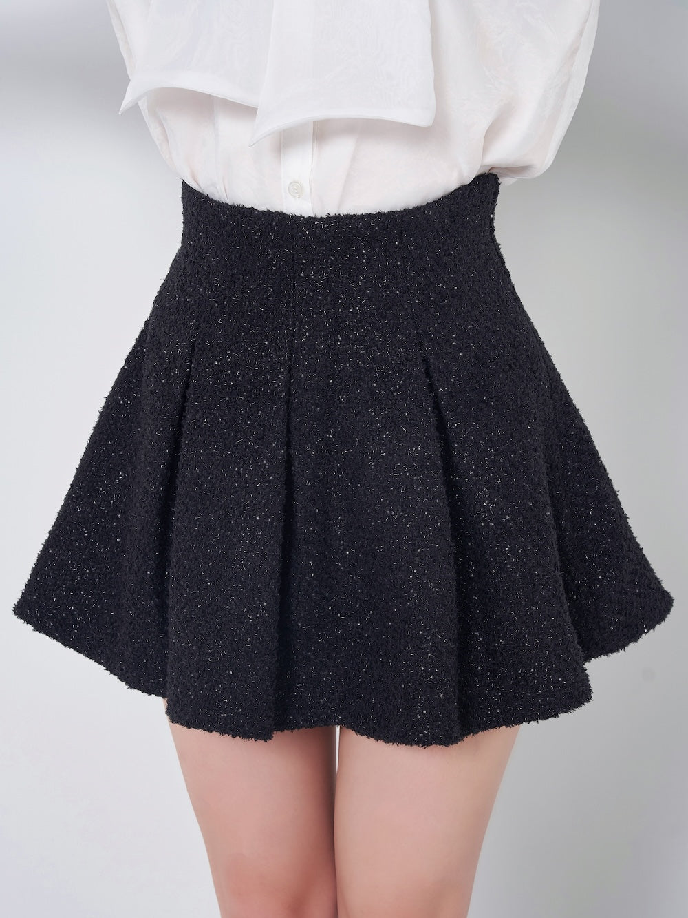 モデル：158cm（着用サイズ：S　着用カラー：BLK）