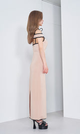 モデル：158cm（着用サイズ：FREE　着用カラー：BEG）