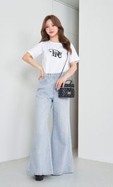 モデル：158cm（着用サイズ：FREE　着用カラー：WHT）