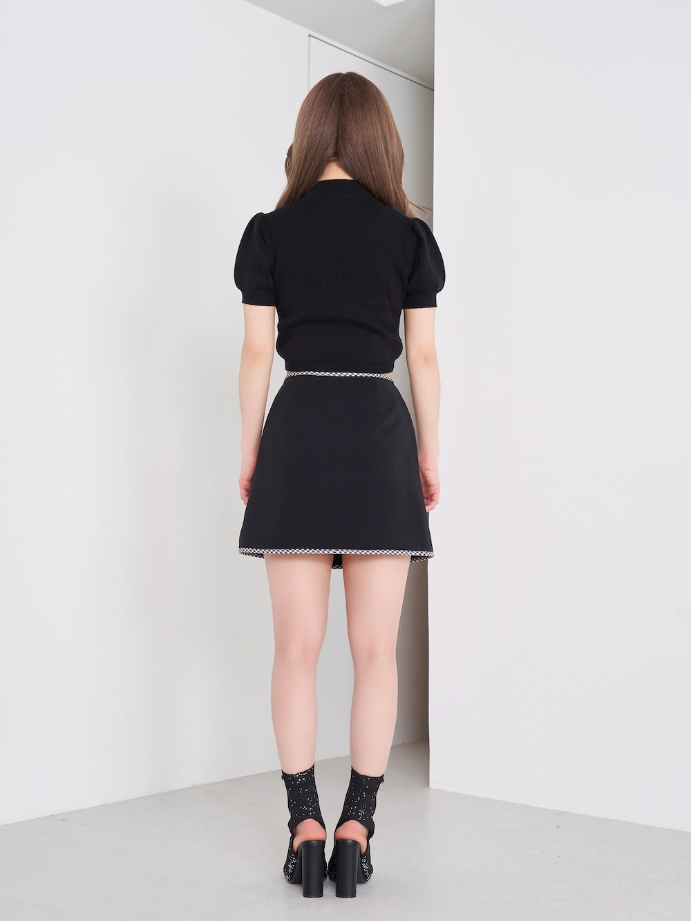モデル：158cm（着用サイズ：S　着用カラー：BLK）