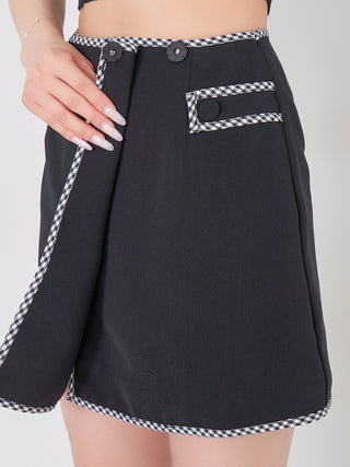 モデル：158cm（着用サイズ：S　着用カラー：BLK）