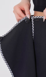 モデル：158cm（着用サイズ：S　着用カラー：BLK）