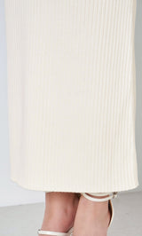 モデル：158cm（着用サイズ：FREE　着用カラー：IVO）