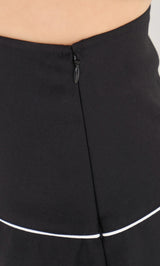モデル：158cm（着用サイズ：S　着用カラー：BLK）