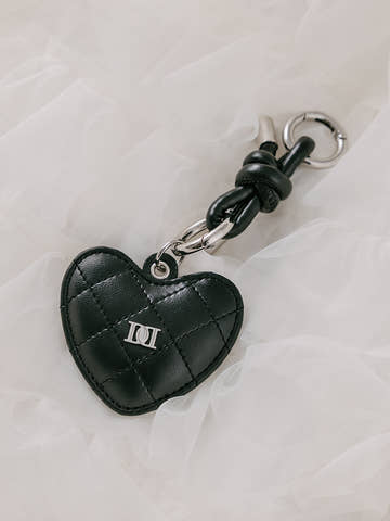 [Novelty] Heart Logo Multi Charm