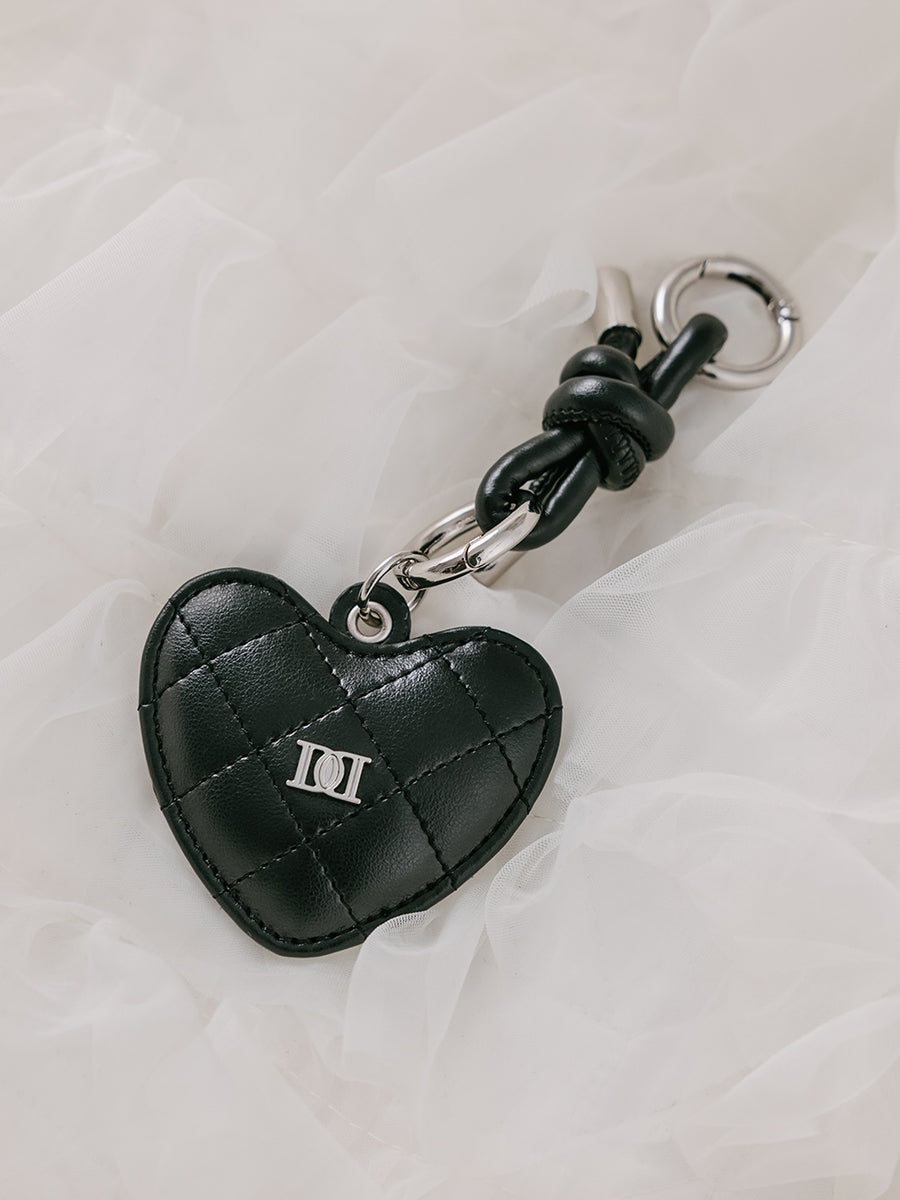[Novelty] Heart Logo Multi Charm