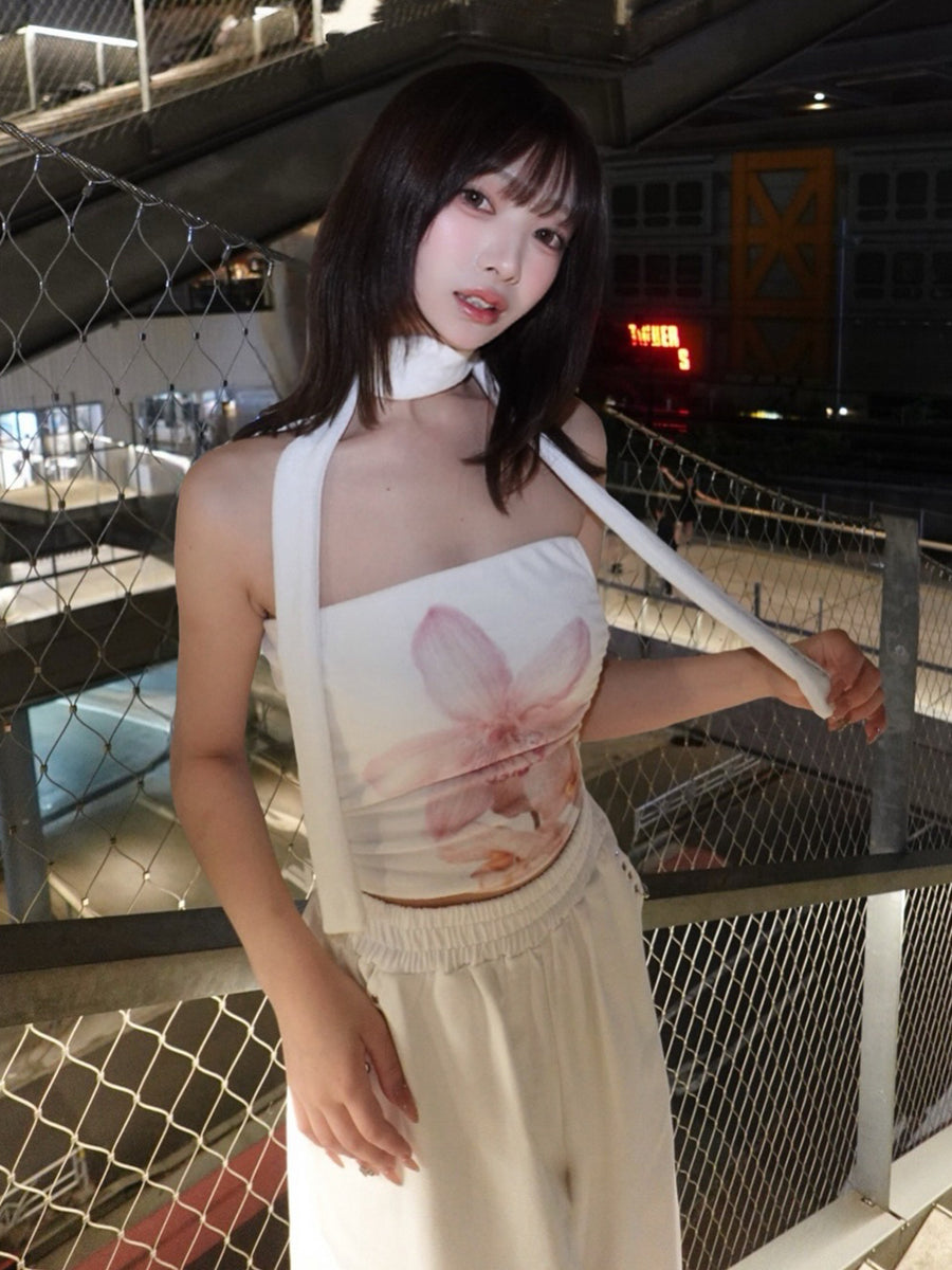 モデル：162cm（着用サイズ：FREE　着用カラー：WHT）