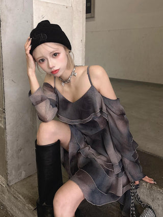 モデル：155cm（着用サイズ：FREE　着用カラー：PNK）