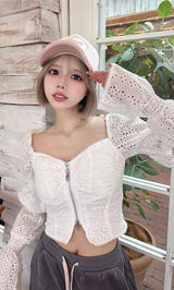 モデル：155cm（着用サイズ：FREE　着用カラー：WHT）