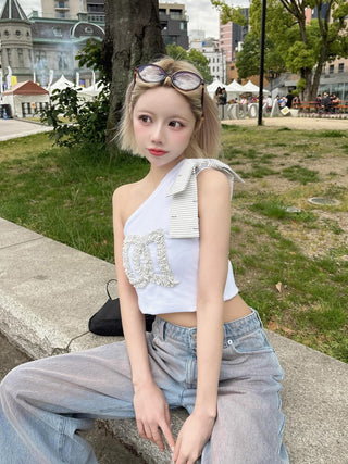 モデル：155cm（着用サイズ：FREE　着用カラー：WHT）