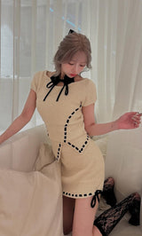 モデル：155cm（着用サイズ：FREE　着用カラー：IVO）