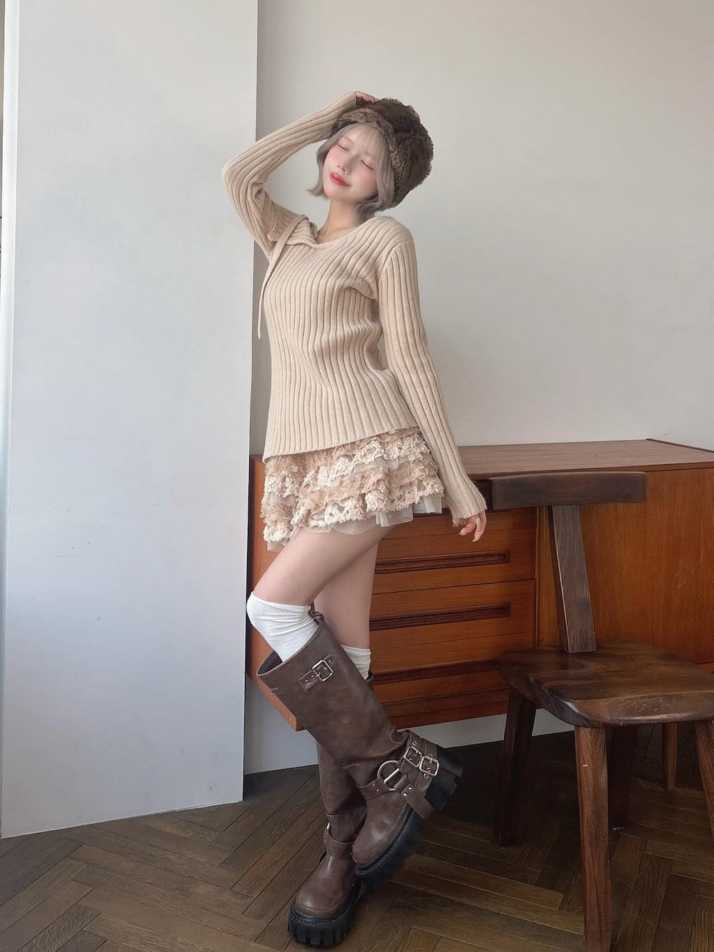 モデル：155cm（着用サイズ：FREE　着用カラー：BEG）