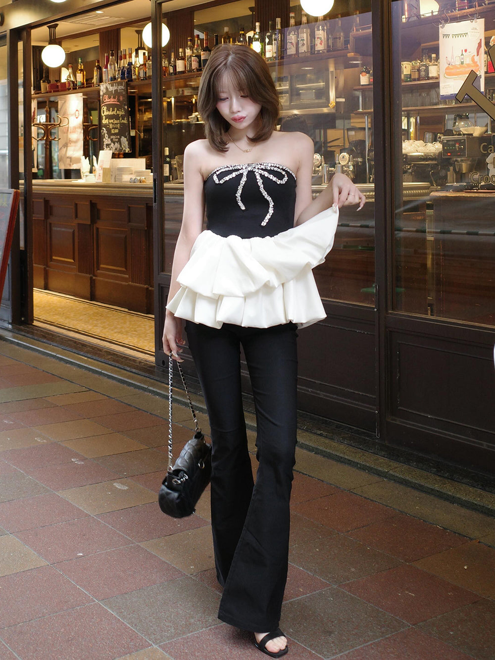 モデル：155cm（着用サイズ：FREE　着用カラー：BLK）