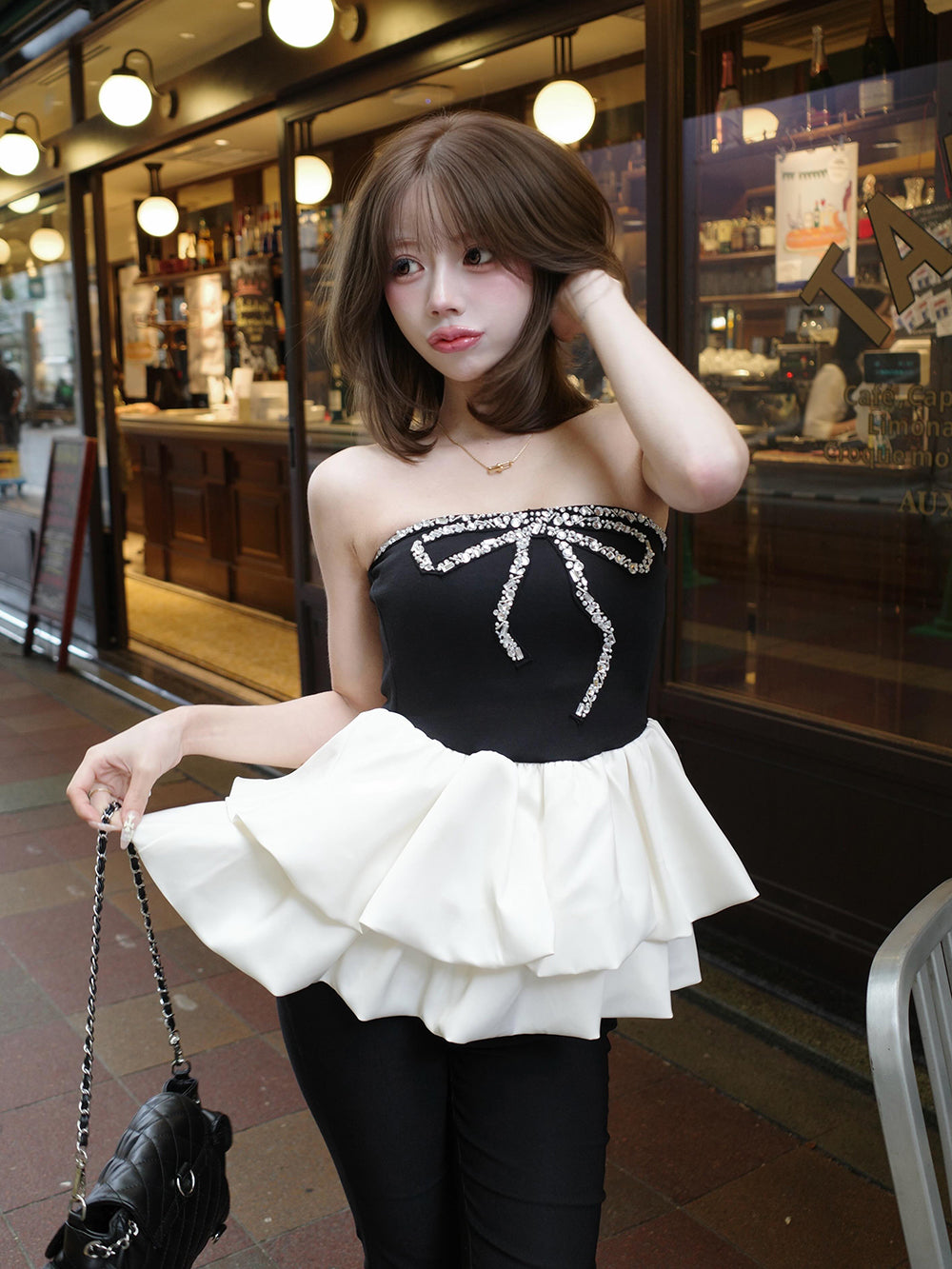 モデル：155cm（着用サイズ：FREE　着用カラー：BLK）