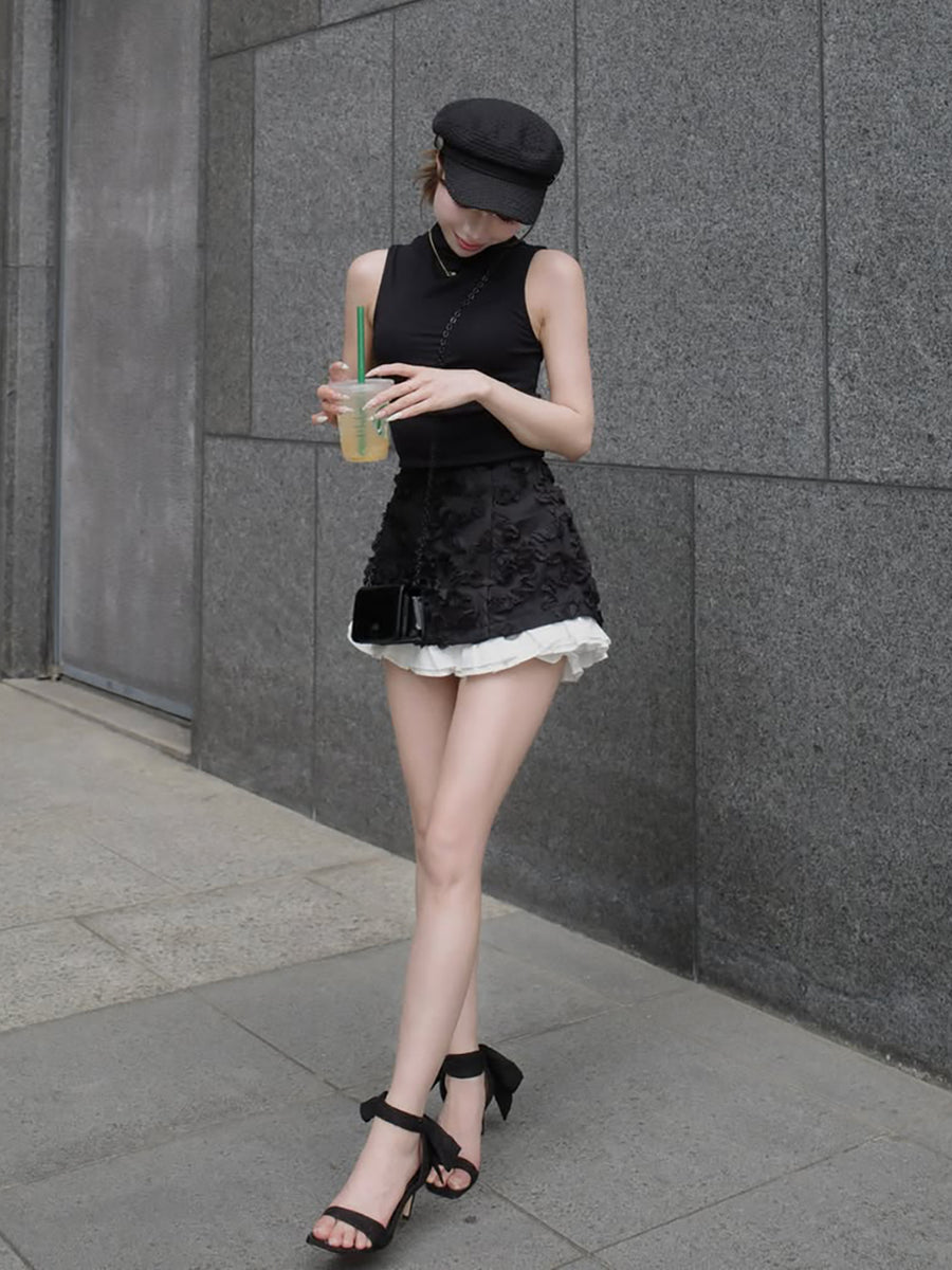 モデル：155cm（着用サイズ：FREE　着用カラー：BLK）