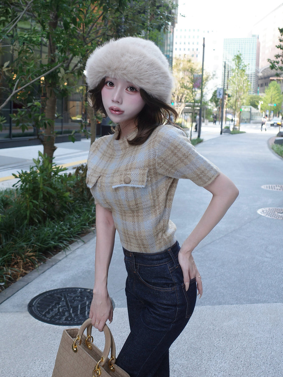 モデル：155cm（着用サイズ：FREE　着用カラー：BEG）