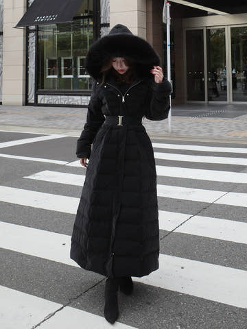 モデル：155cm（着用サイズ：XS　着用カラー：BLK）
