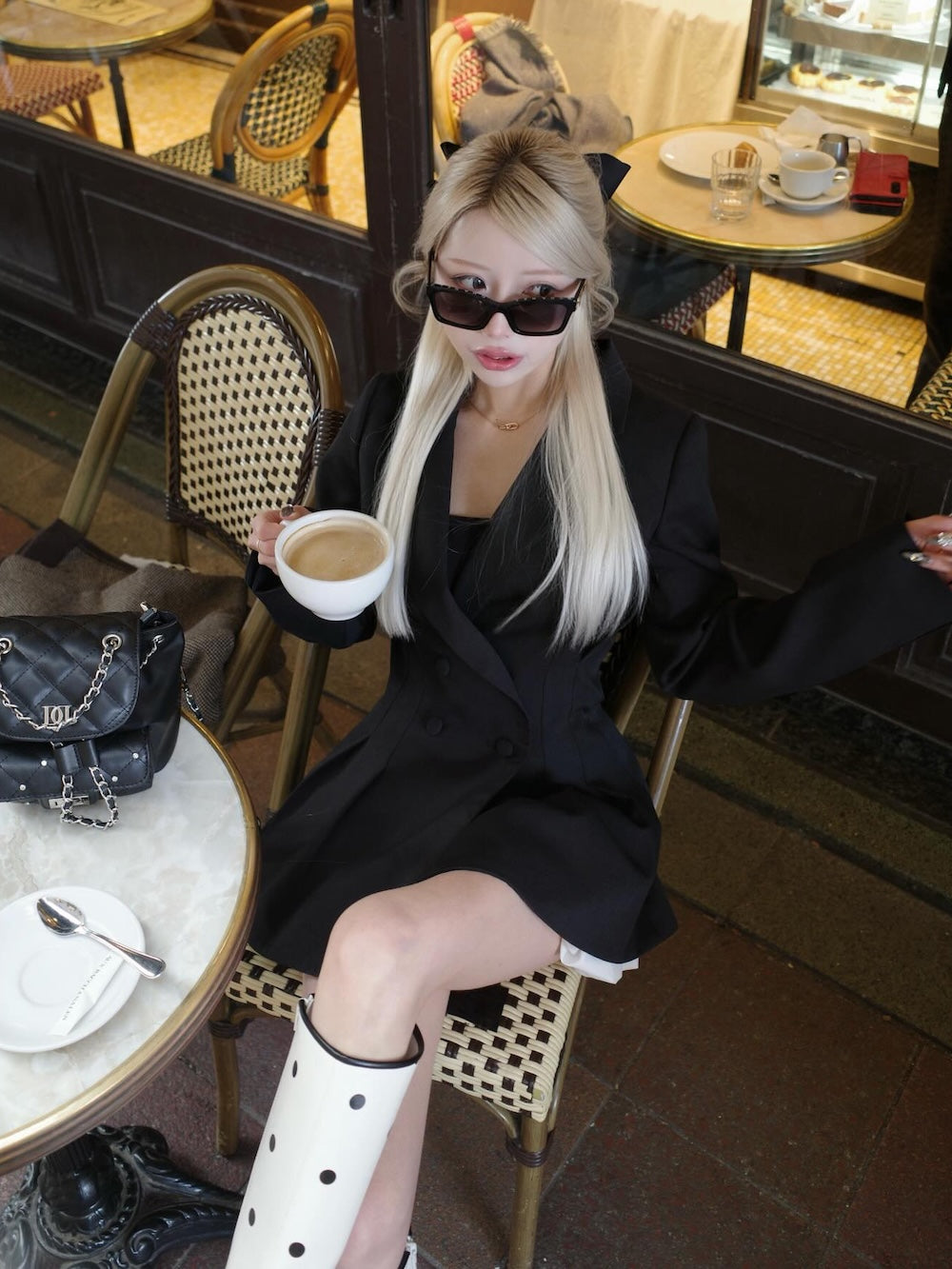 モデル：155cm（着用サイズ：FREE　着用カラー：BLK）