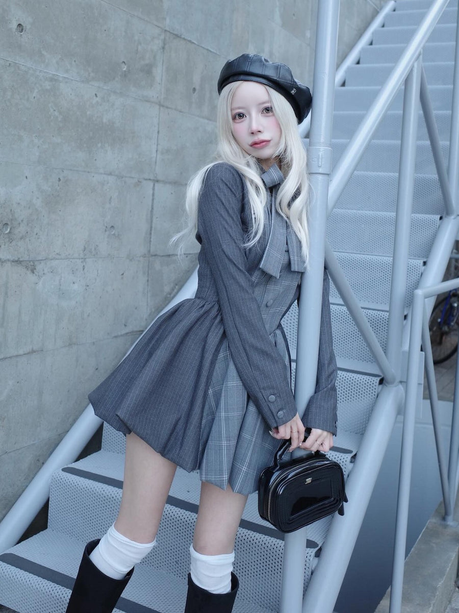 モデル：155cm（着用サイズ：FREE　着用カラー：GRY）