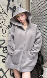 モデル：155cm（着用サイズ：FREE　着用カラー：GRY）