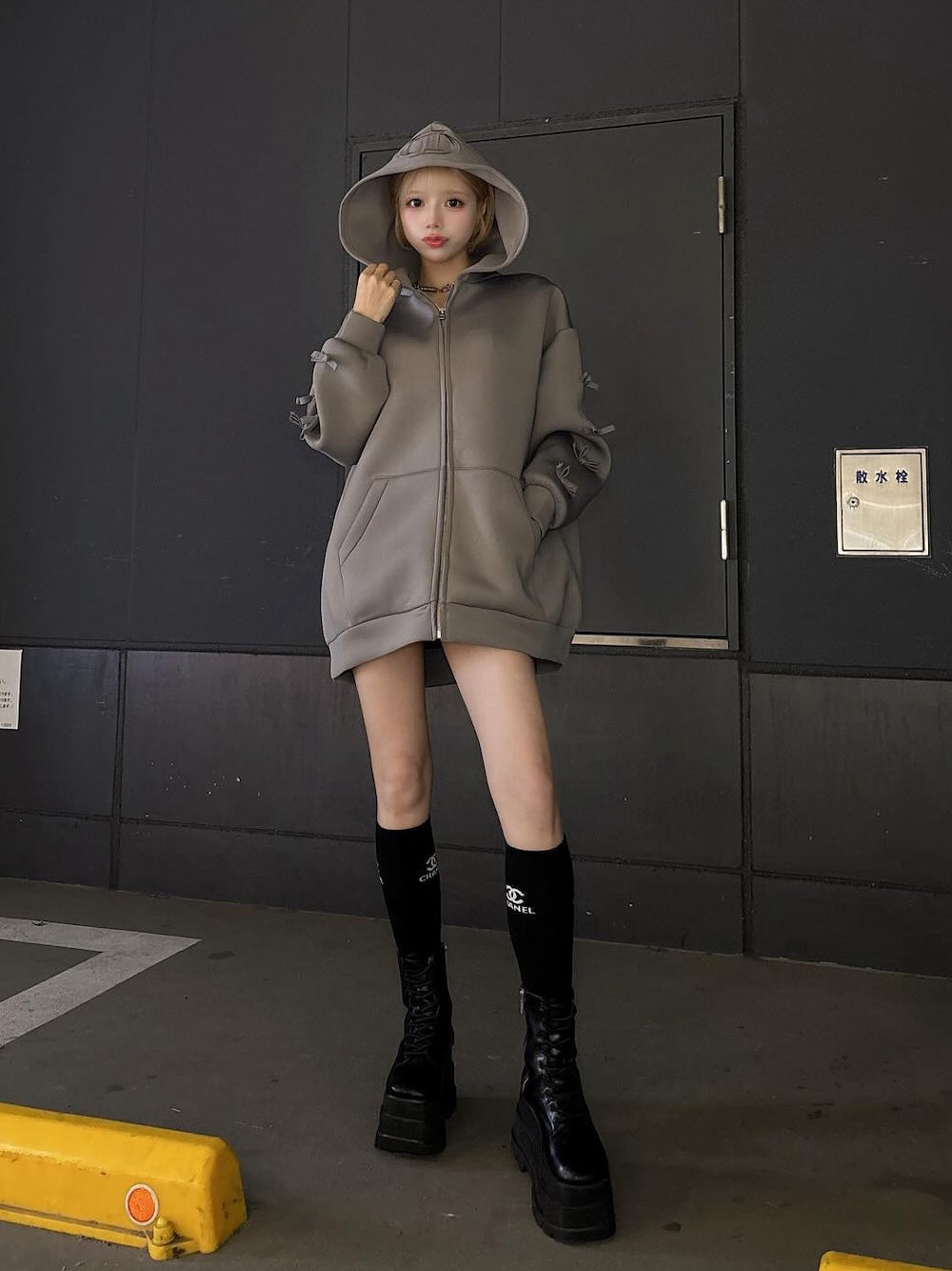 モデル：155cm（着用サイズ：FREE　着用カラー：GRY）