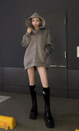 モデル：155cm（着用サイズ：FREE　着用カラー：GRY）