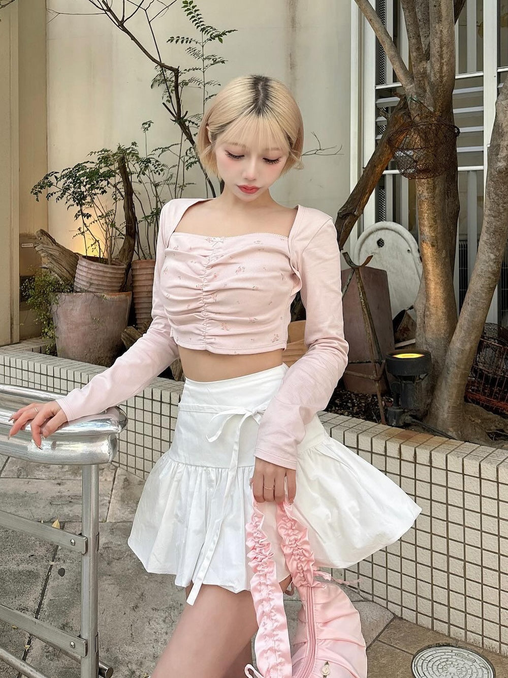 モデル：155cm（着用サイズ：FREE　着用カラー：WHT）