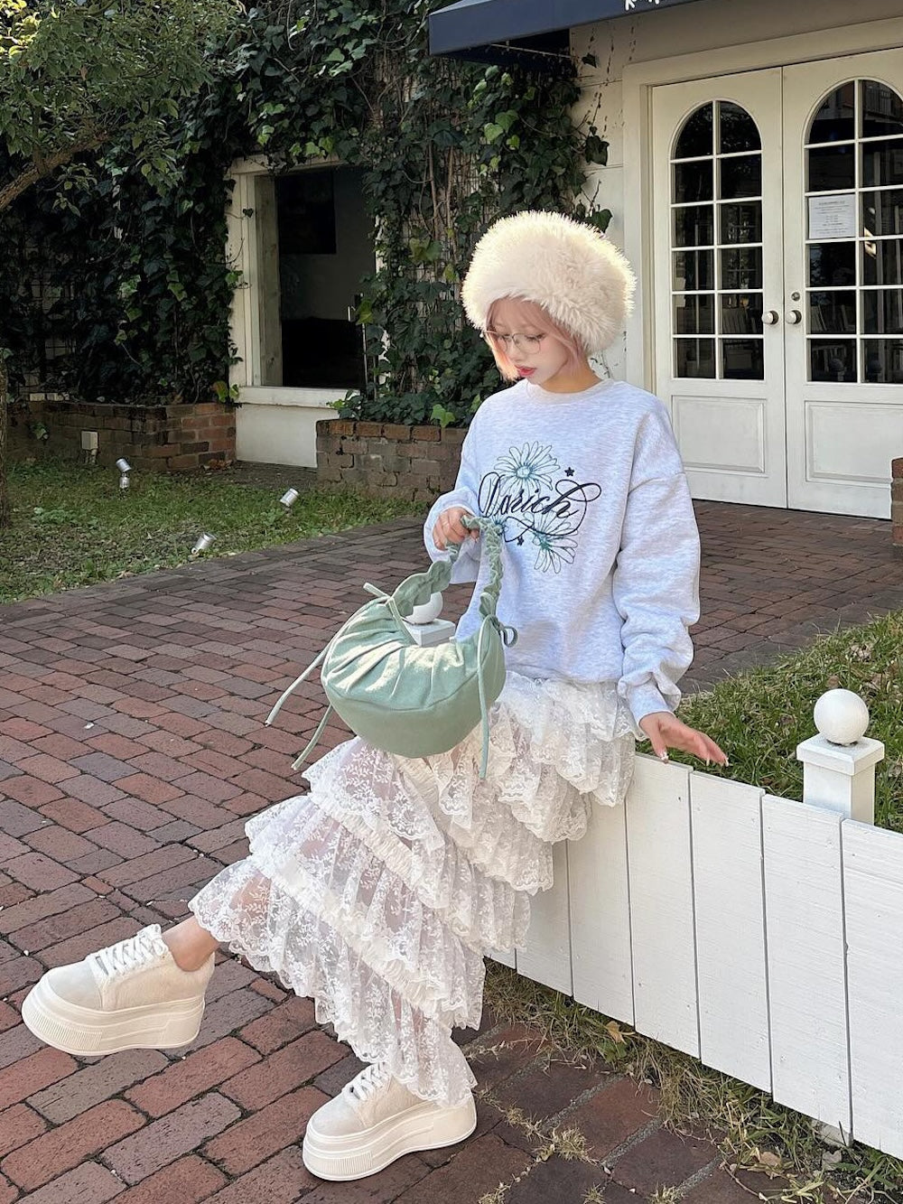 フラワーハンドルミニバッグ