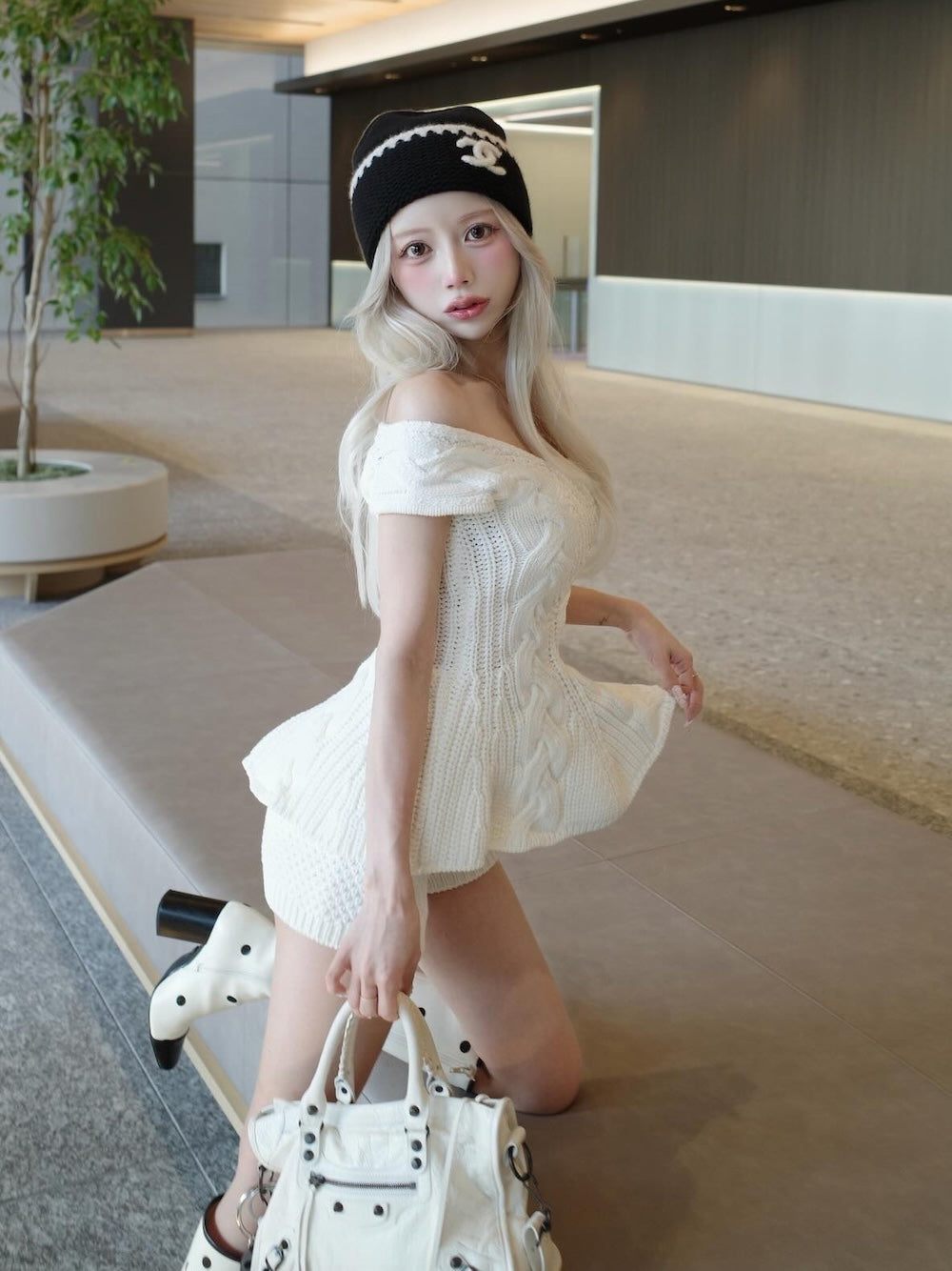 モデル：155cm（着用サイズ：FREE　着用カラー：WHT）
