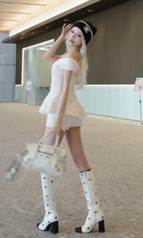 モデル：155cm（着用サイズ：FREE　着用カラー：WHT）