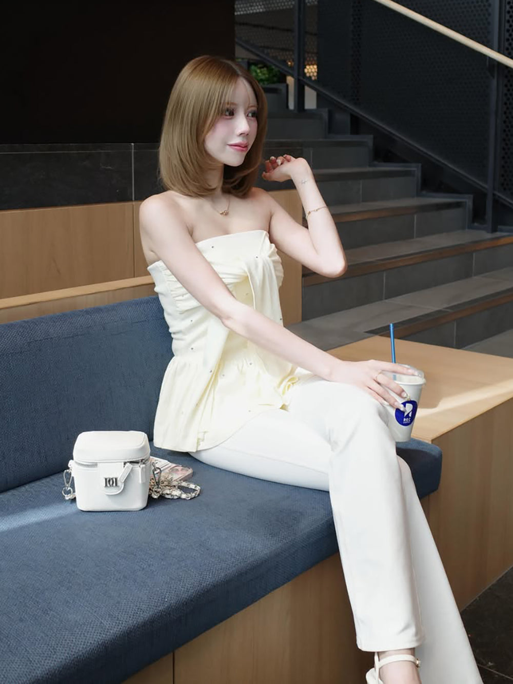 モデル：155cm（着用サイズ：FREE　着用カラー：YEL）