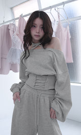 モデル：160cm（着用サイズ：FREE　着用カラー：GRY）