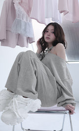 モデル：160cm（着用サイズ：FREE　着用カラー：GRY）
