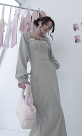 モデル：160cm（着用サイズ：FREE　着用カラー：GRY）