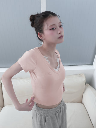 モデル：160cm（着用サイズ：FREE　着用カラー：PNK）