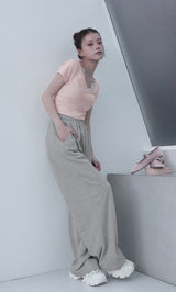モデル：160cm（着用サイズ：FREE　着用カラー：GRY）