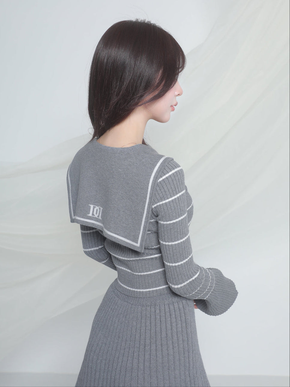 モデル：158cm（着用サイズ：FREE　着用カラー：GRY）